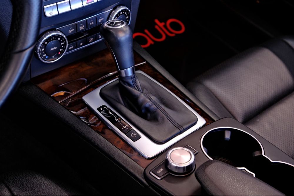 Mercedes C250 AMG 2014 год 1.8 Kompressor