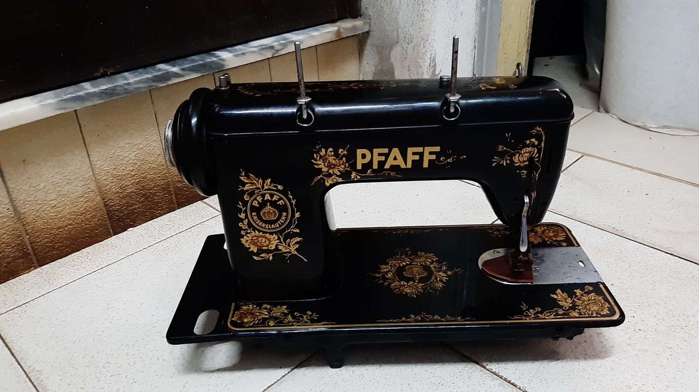 Máquina costura PFAFF