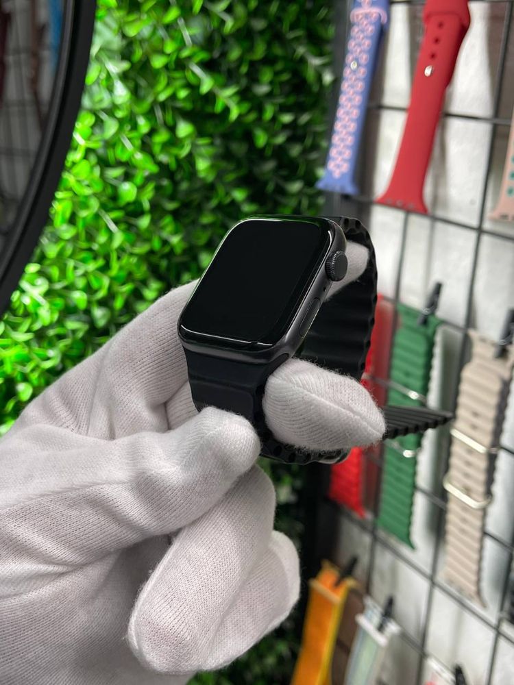 Apple Watch SE44 Space Grey Повний Комплект Магазин, Гарантія, Вибір