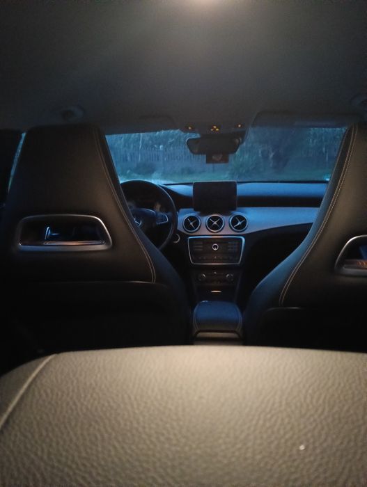 Sprzedam Mercedesa GLA 200