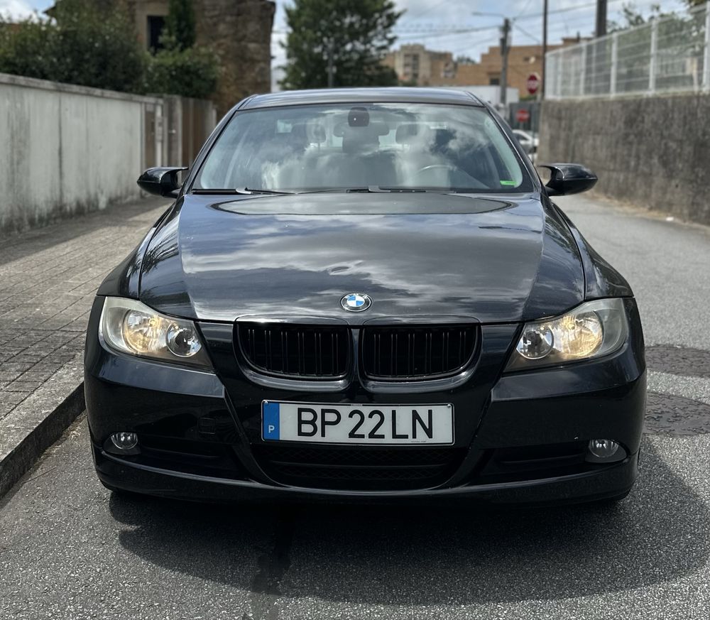 Bmw 318i 2.0 130 cv E90 Cx6 180,000 KM ( Versao Elegance jantes 19 )