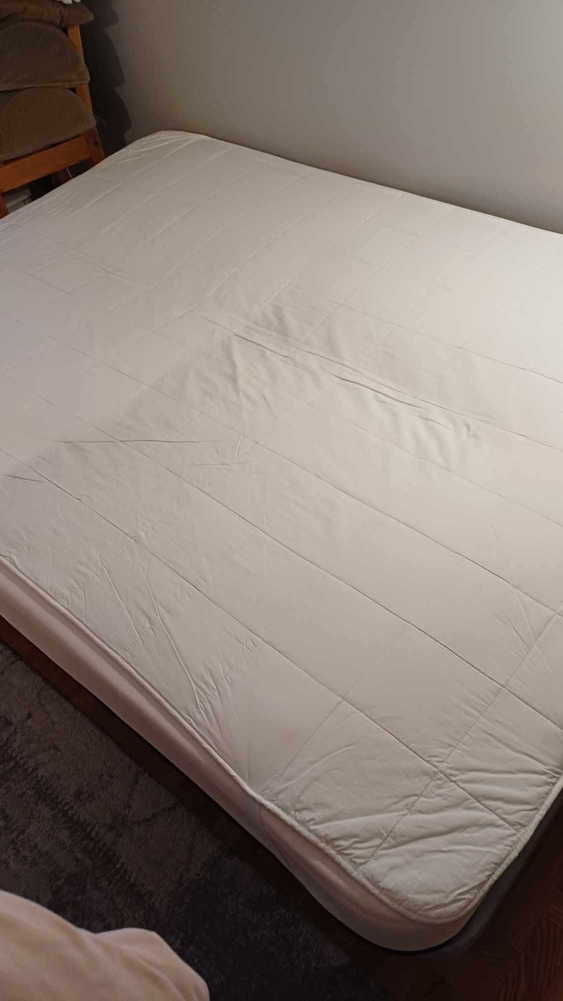 Sofa Beddinge (Ikea) 140x200 z materacem, pojemnikiem na pościel