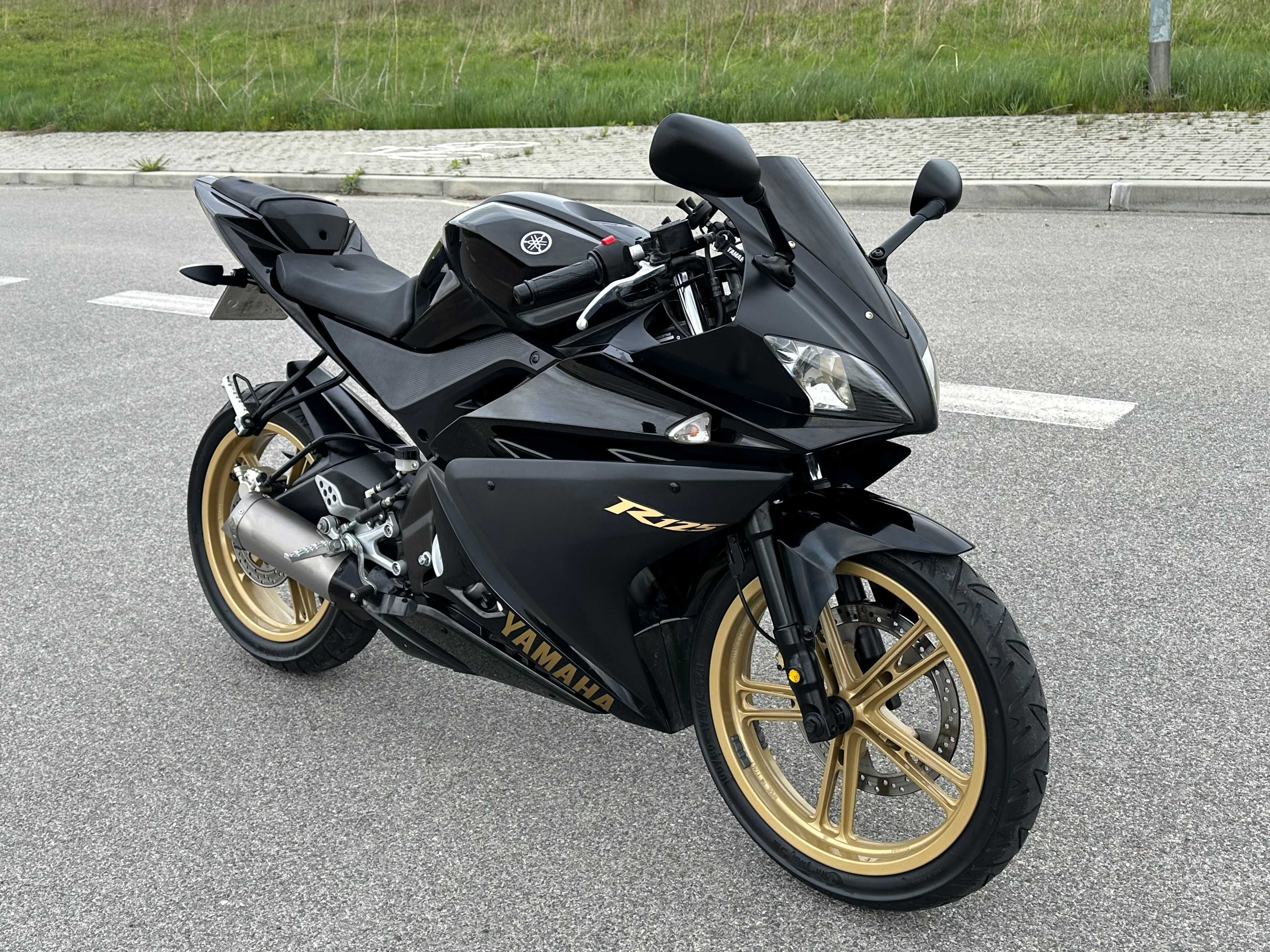 Yamaha YZF-R125 R-2011  32 tyś przebiegu