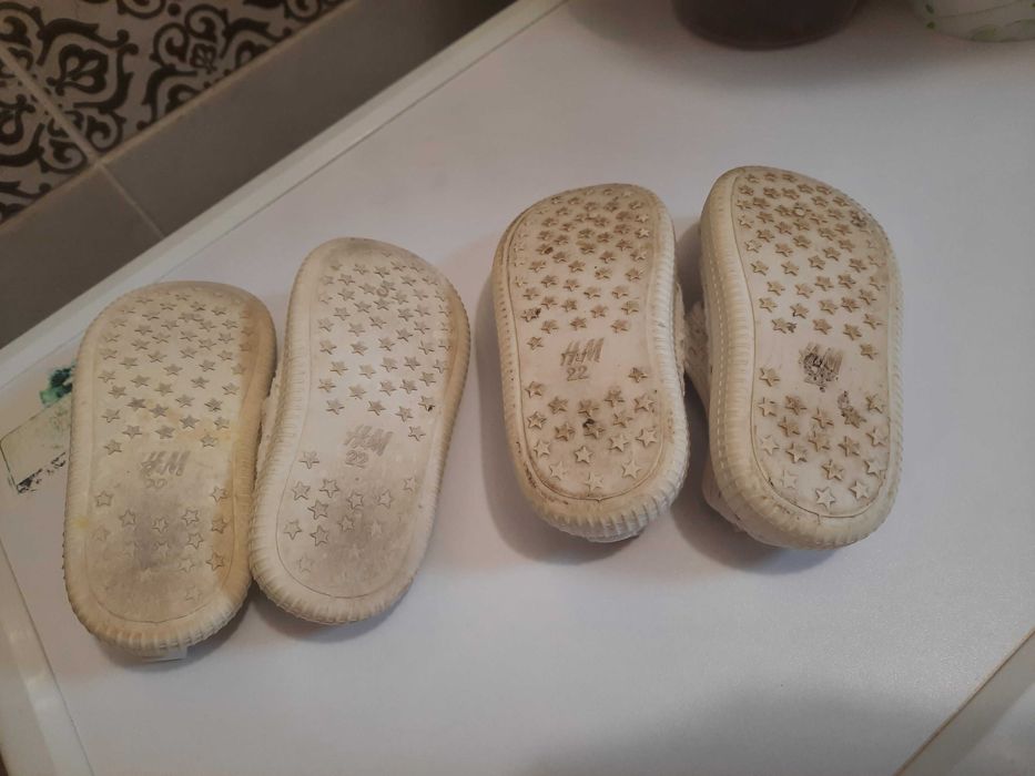 Макасини h&m розмір 22, ( устілка 13.5)