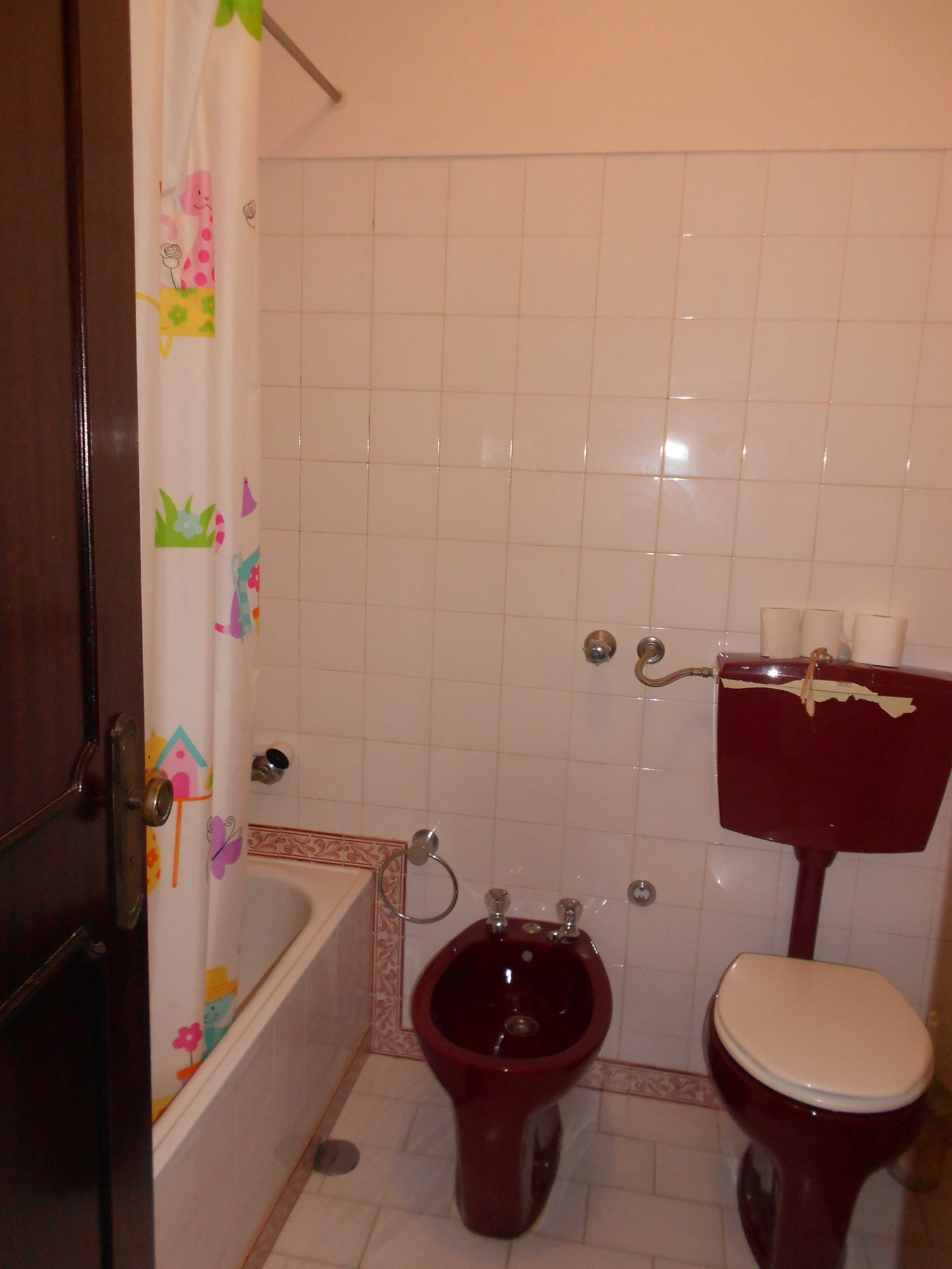 Quarto individual em apartamento T3