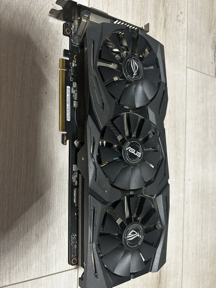 Komputer stacjonarny i5-10600k 32GB RAM GTX1070ti 8