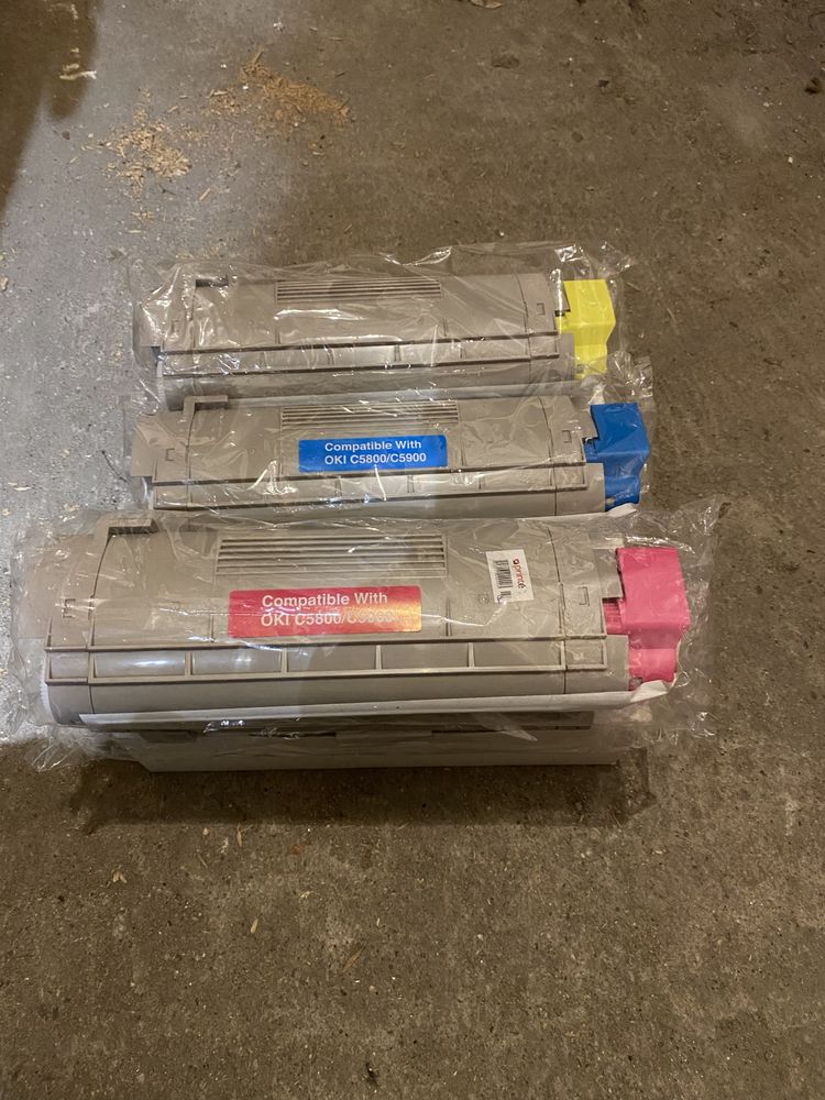 7x toner oki c5800/5900 CMY cena za komplet