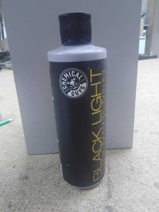 Поліроль для автомобіля