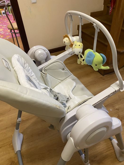Крісло для годування. Гойдалка.