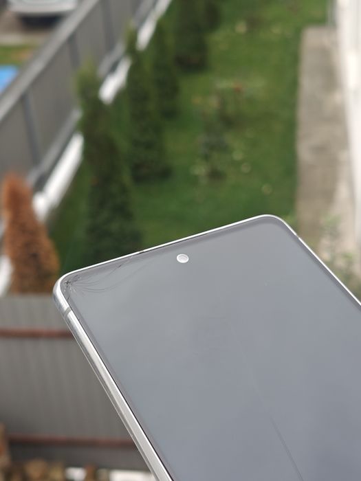 Samsung s20 fe Snapdragon  6+2/128