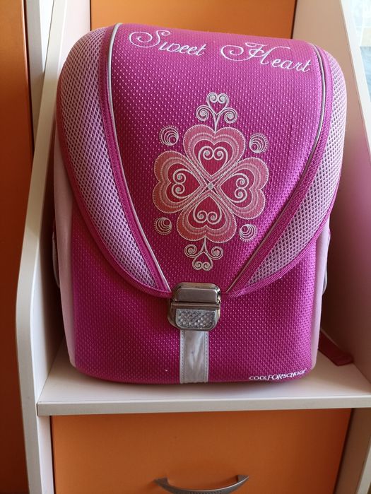 Портфель шкільний з ортопедичною спинкою