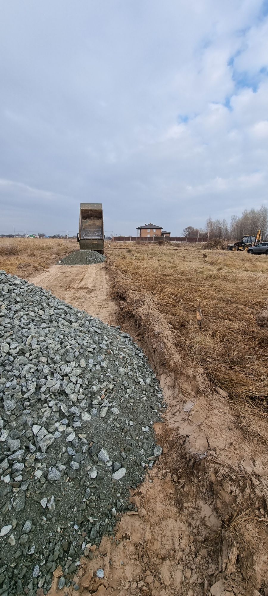 Послуги, ОРЕНДА ЕКСКАВАТОРА ДимерТранс, щебінь, пісок, газоблок!