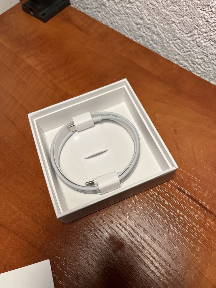 AirPods 3 w dobrym stanie