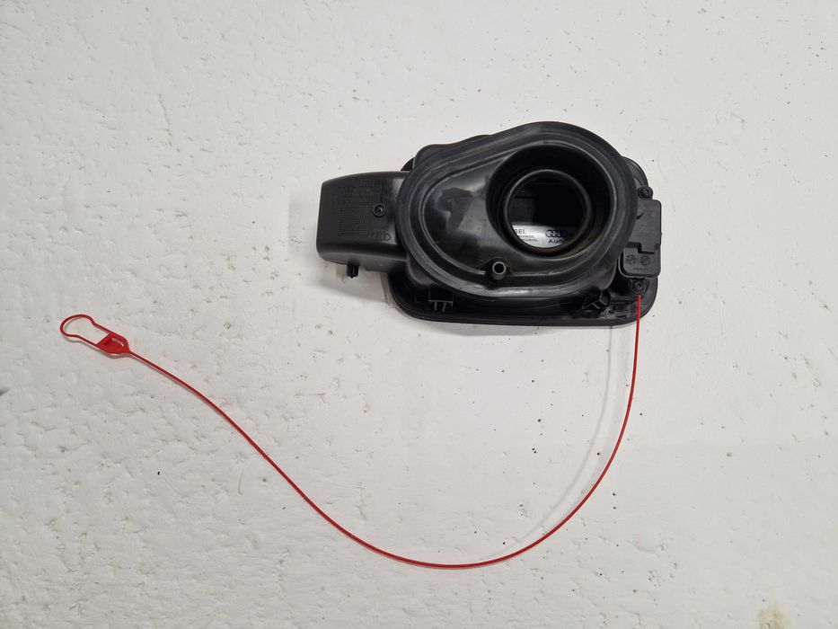 Kompletna Klapka Wlewu Paliwa Audi A6 C7 KOMBI LZ9Y Diesel