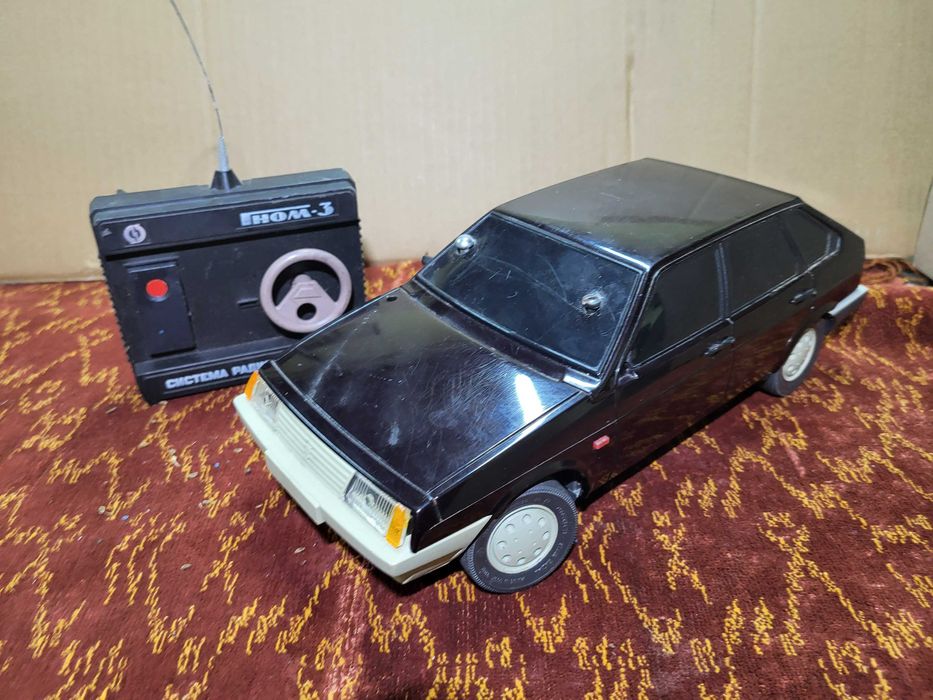 Машина на радиоуправлении ВАЗ-2109 "Гном-3" Хартрон ссср черного цвета