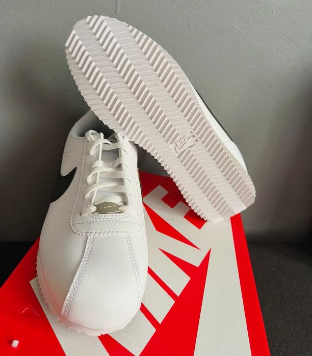 Nike Cortez white black biało czarne - r. 39