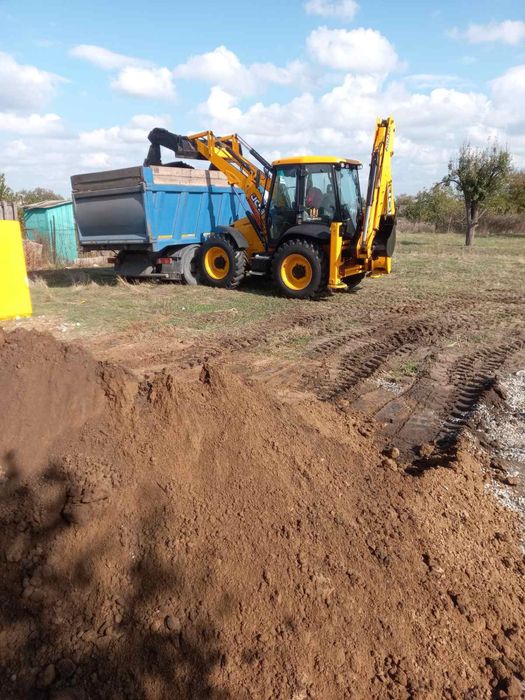 Аренда услуги экскаватора JCB