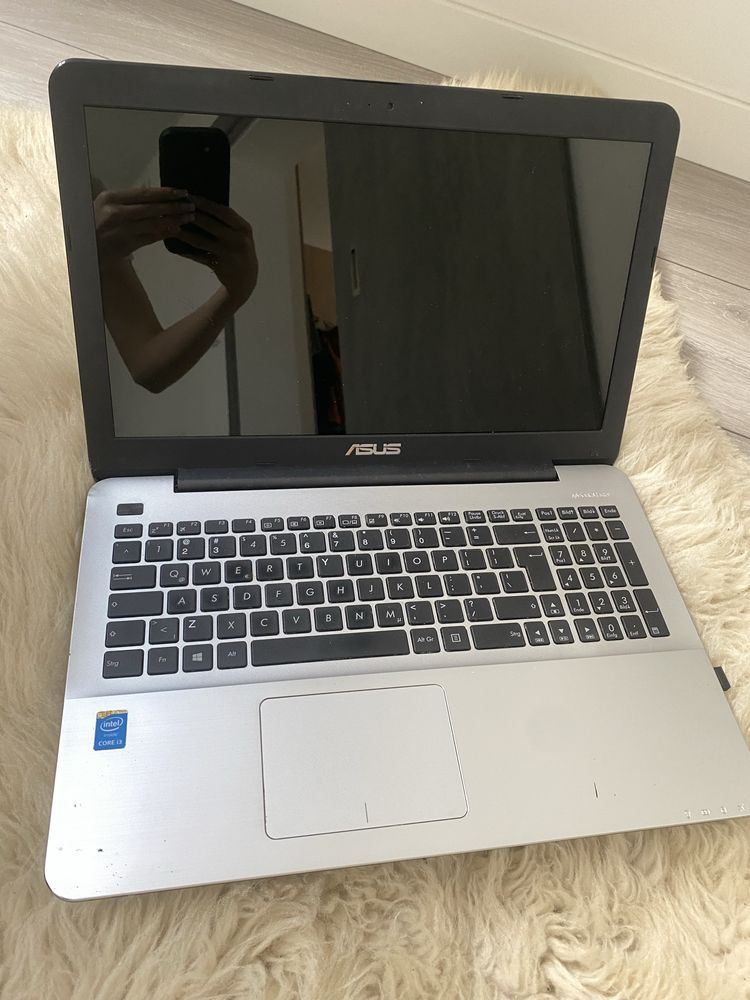 Laptop Asus R556L CORE i3