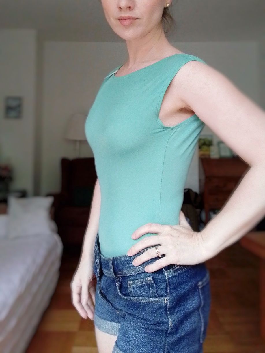 Miętowy strój kąpielowy XS Monki retro 50s wycięte plecy