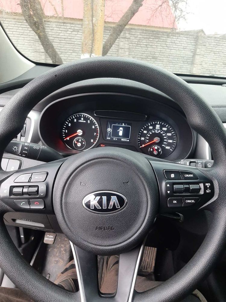 Продам KIA Sorento 2016