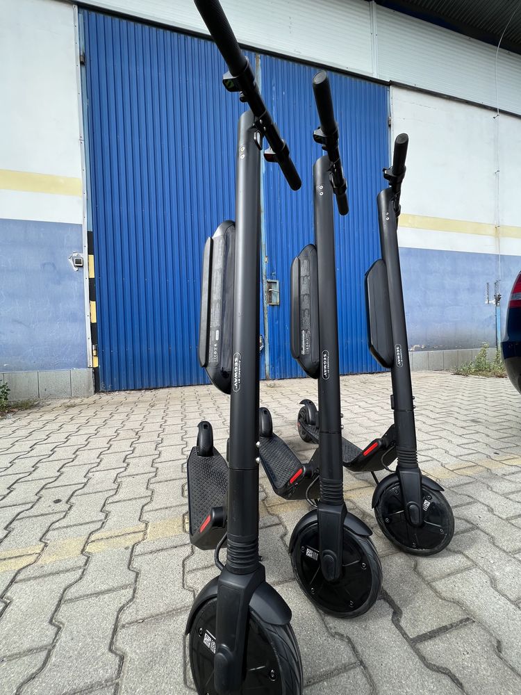 Hulajnoga Segway Ninebot ES4 - 0km przebiegu / refurbished