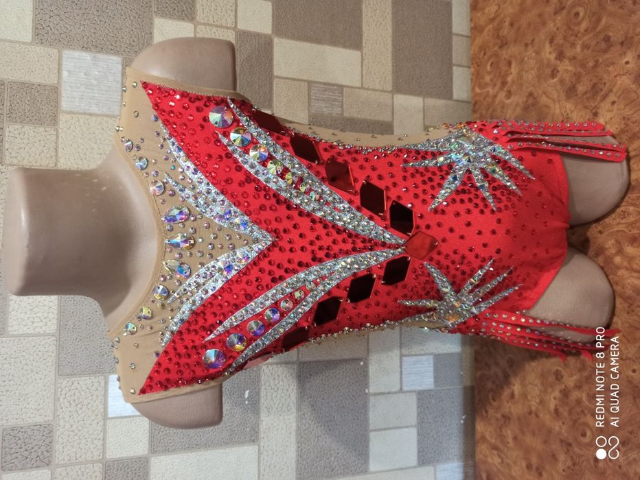 Пошив купальников для художественной гимнастики