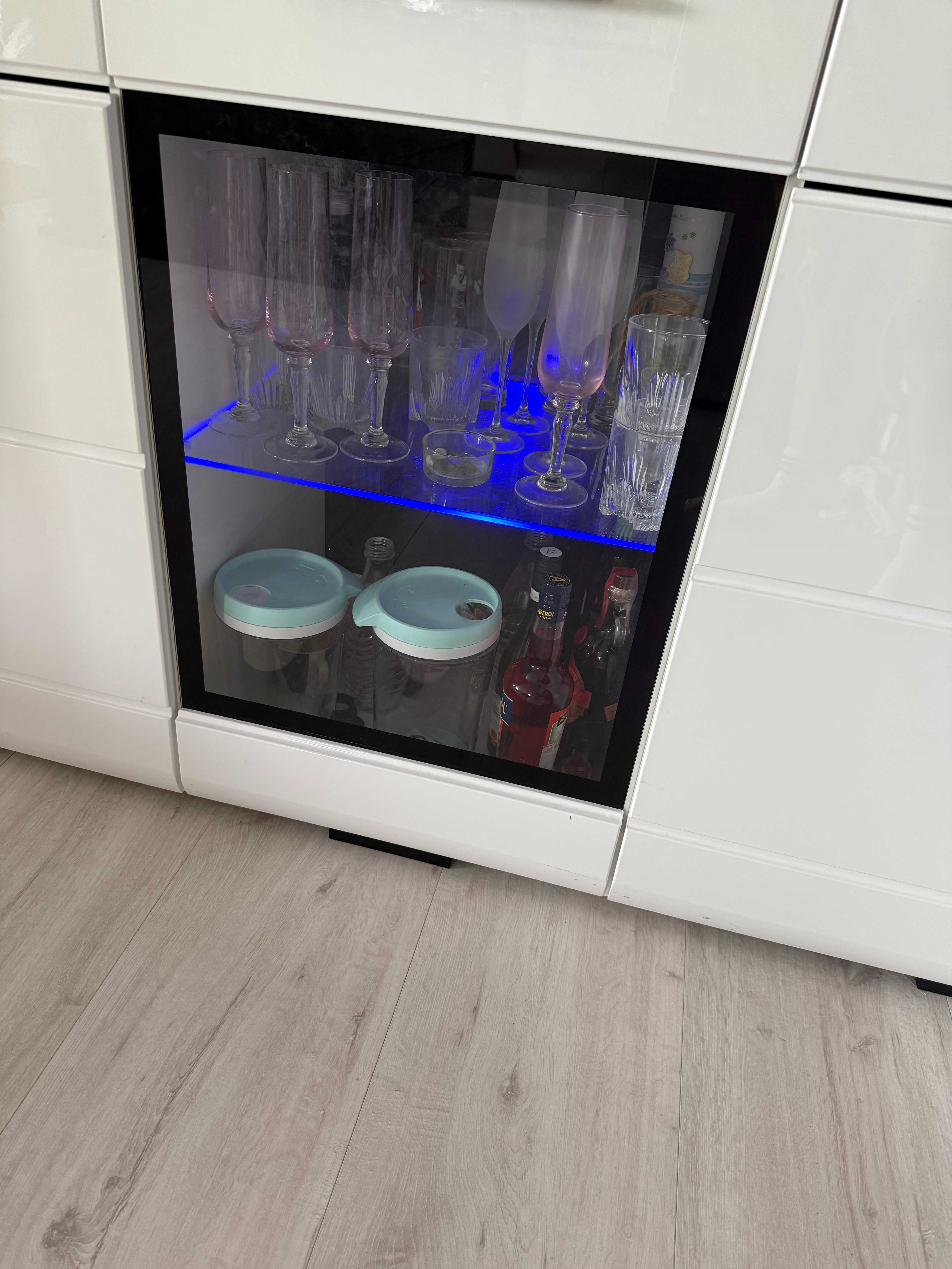 Komoda, szafka, biała połysk, szuflady, półki, duża LED 150cm ITAKA