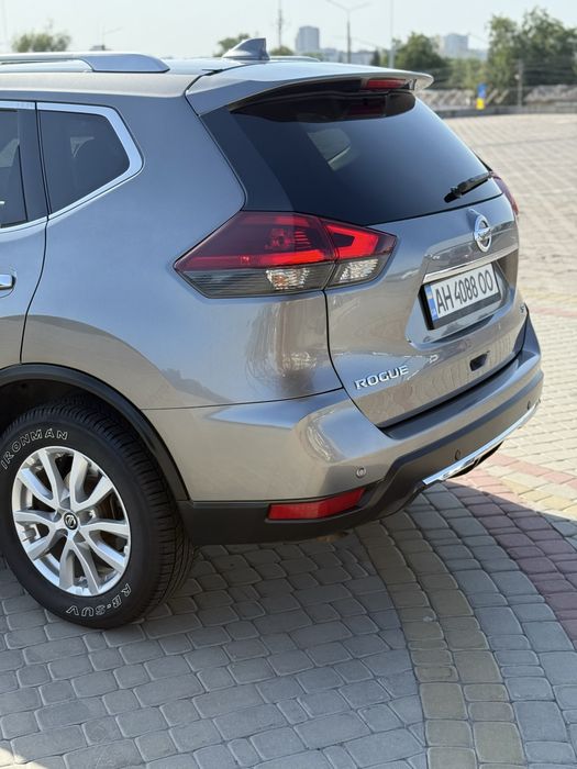 Продам Nissan Rogue 2018