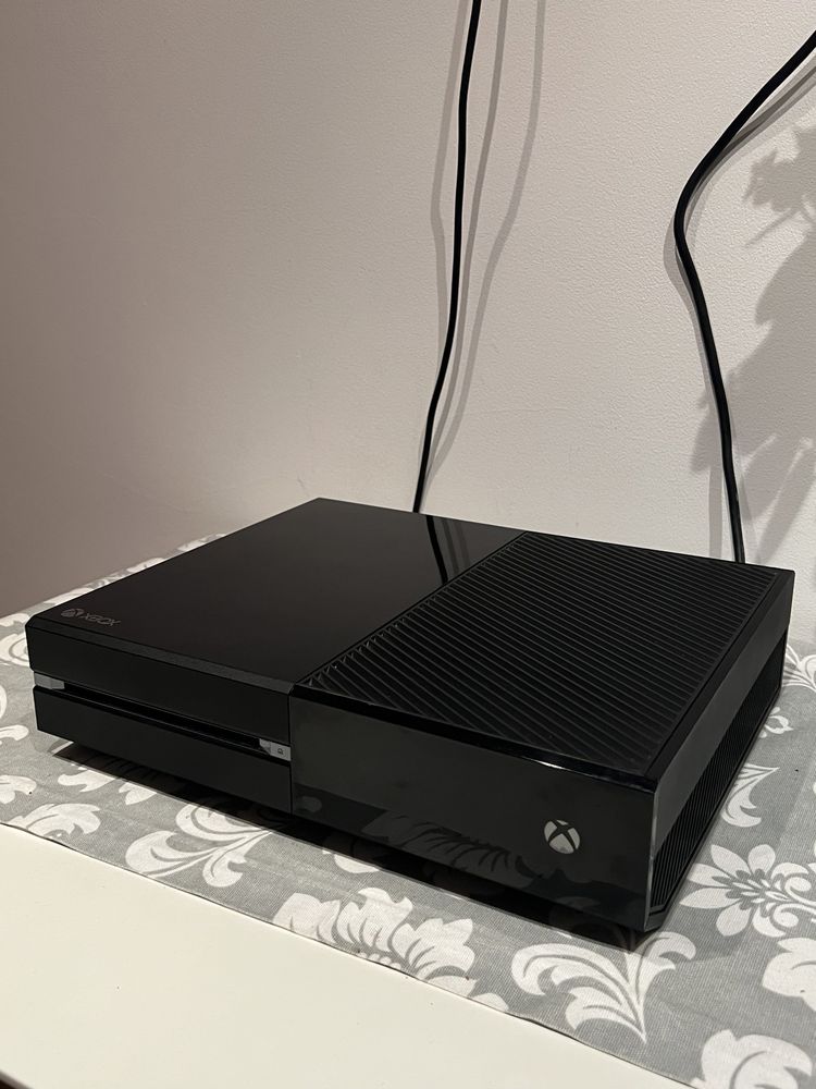 Консоль Xbox one 500gb