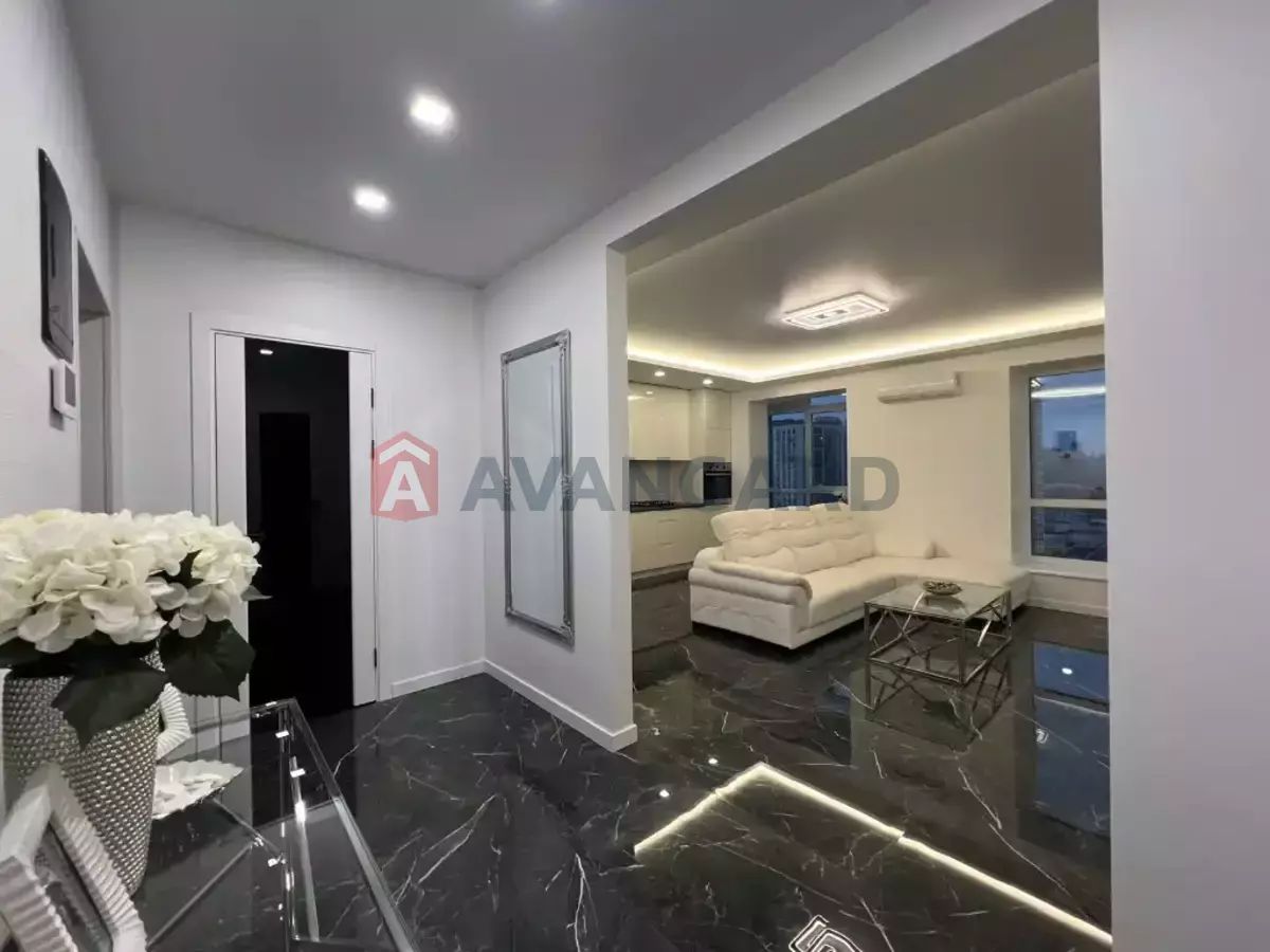 Продам простору квартиру в  ЖК River Park.