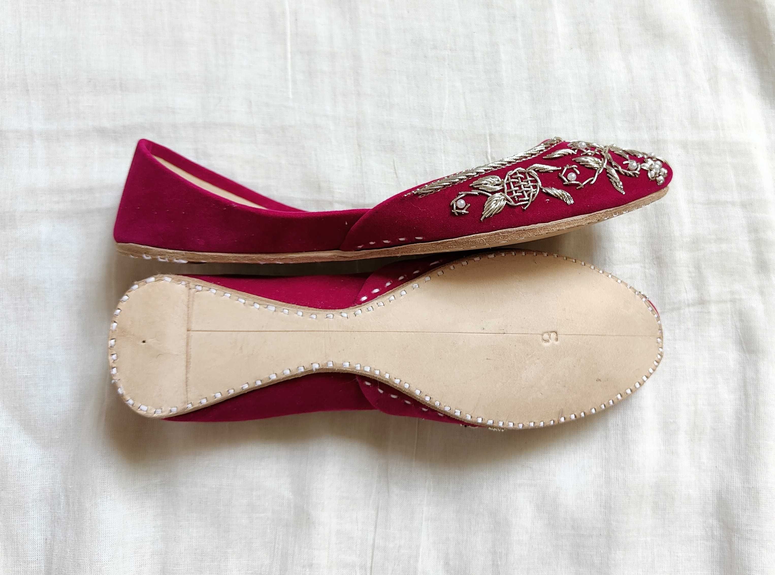 Indyjskie buty baleriny khussa 37 38 zdobione orient boho księżniczka
