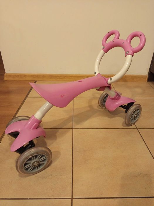 Jeździk firmy Chicco