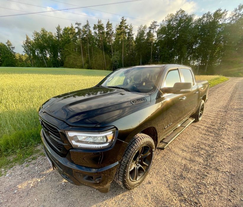 RAM 1500 Ram 1500 5.7 Hemi Bighorn