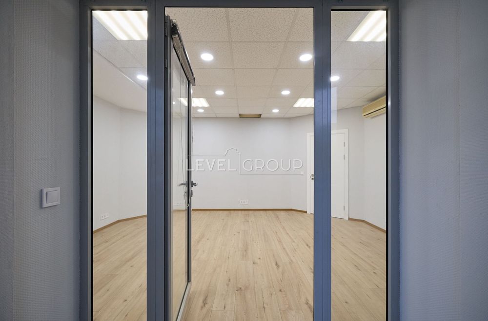 Оренда офісного приміщення з ремонтом Лобановського 9/1