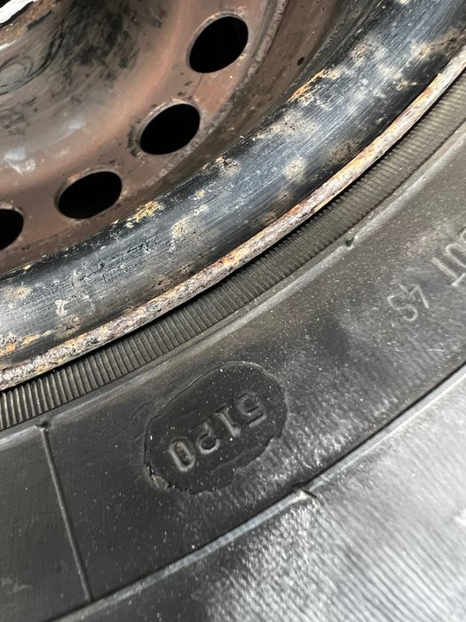 Продам резину з дисками R15 5/112у зборі BELSHINA 195/65 R15  (літо)