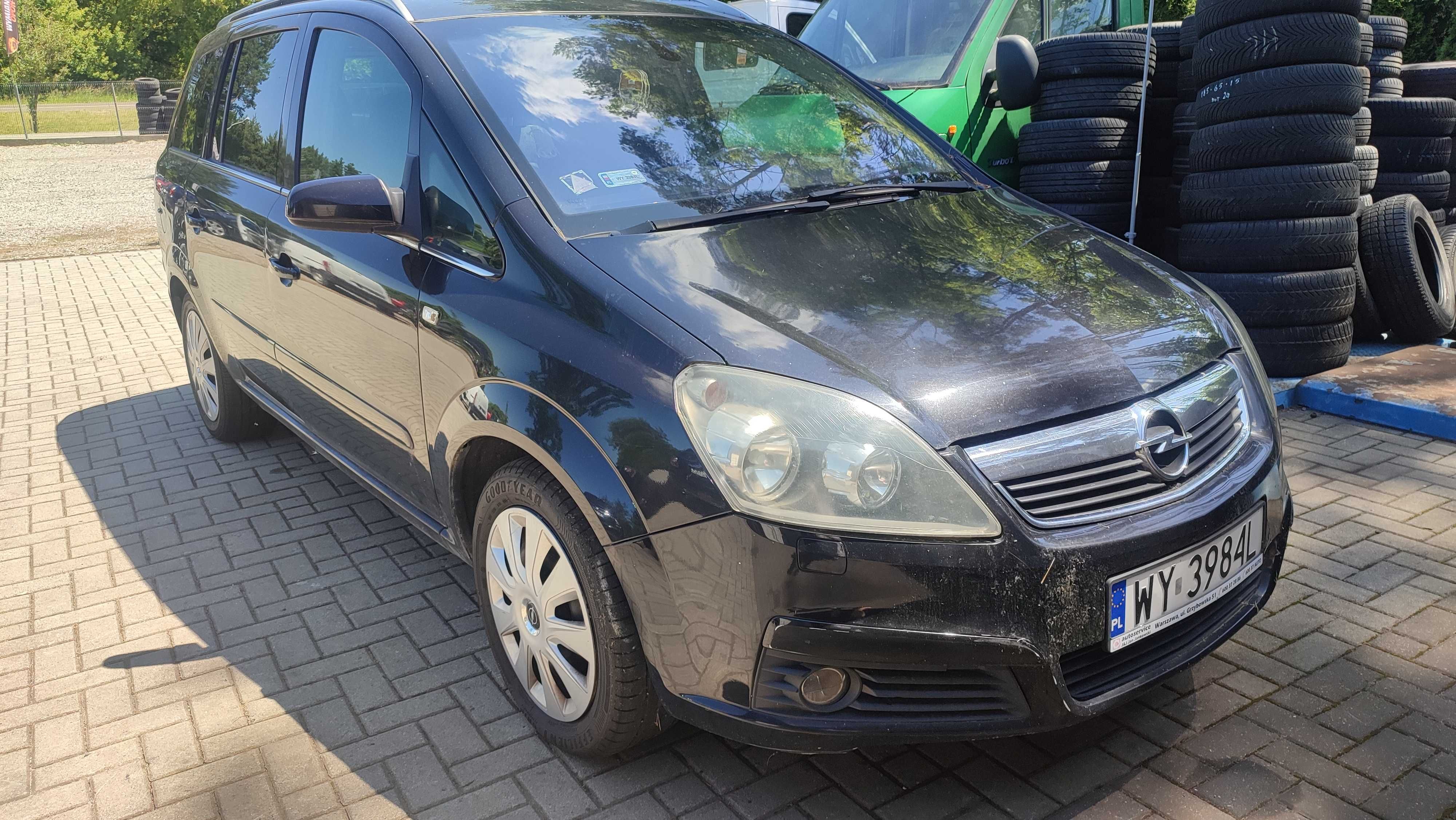 maska zderzak zafira b 2006 rok 1,9d 150koni z20r
