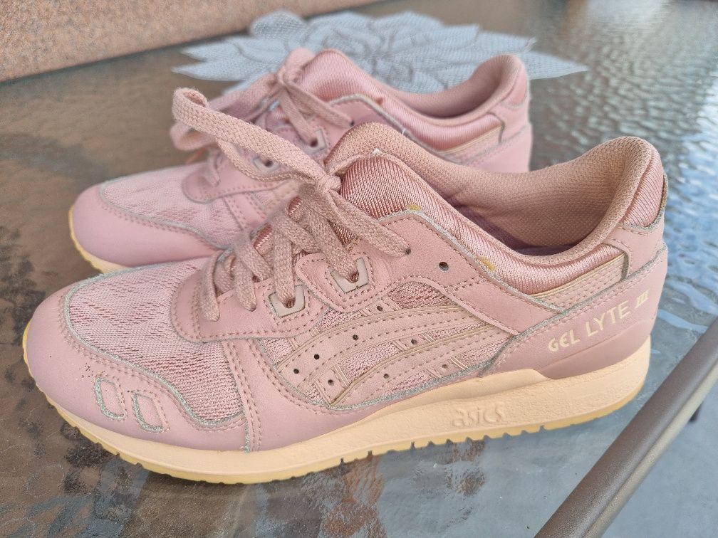 Asics WMNS Gel-Lyte III peach beige / peach beige H756L-7272