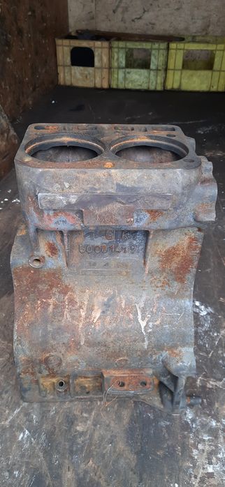 Blok silnika C-330 do naprawy