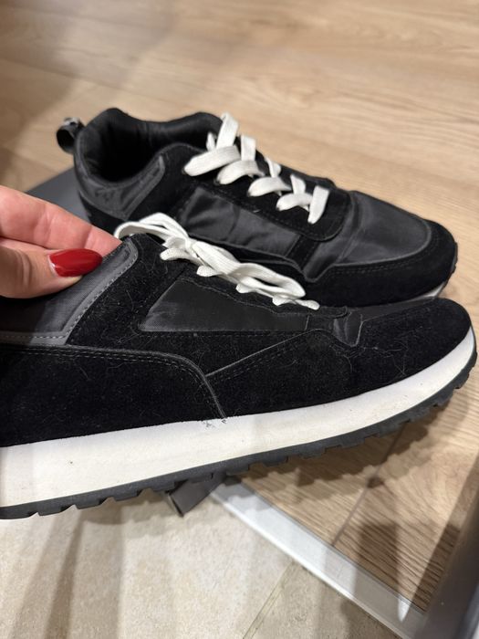 Мужские кроссовки