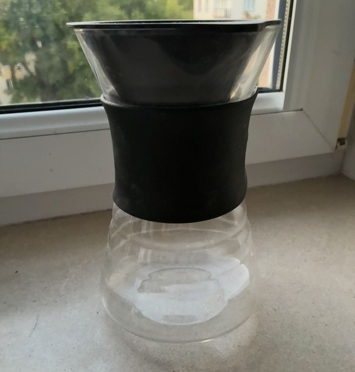 Dzbanek Hario v60 do kawy z dripem