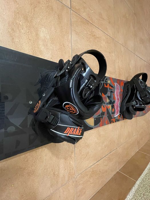 Snowboard Burton 155 free ride + wiązania Drake + pokrowiec