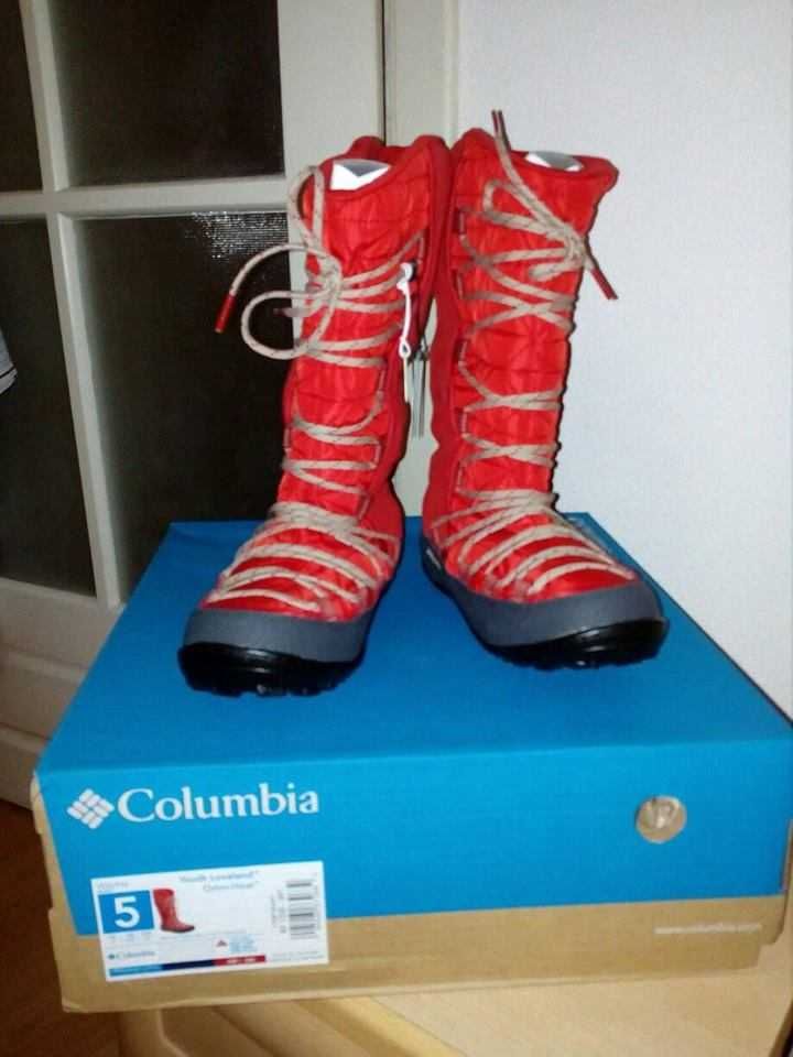 Новые зимние сапожки для женщины Коламбия 37 размер 23 см