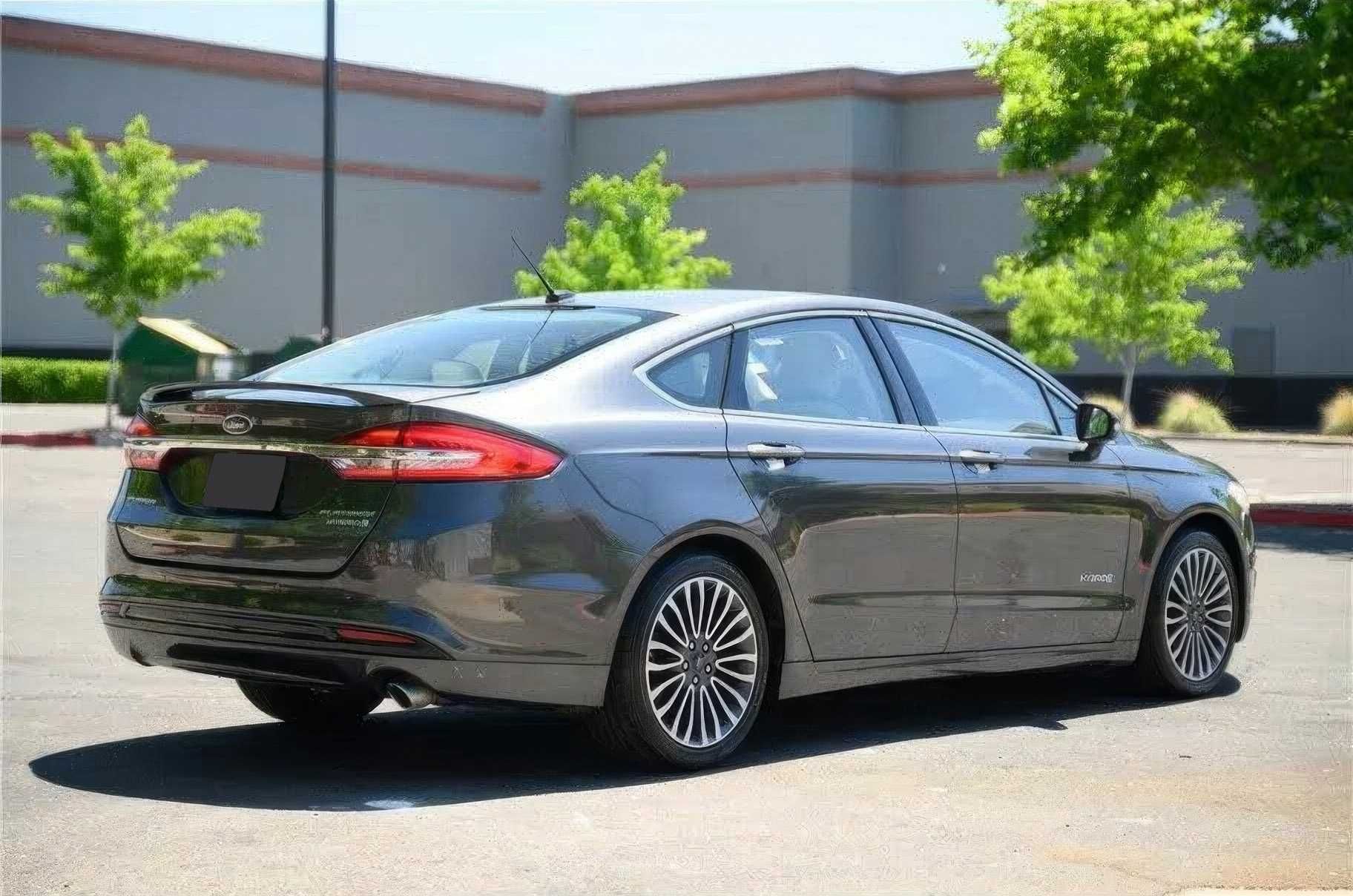 2018 Ford Fusion Hybrid