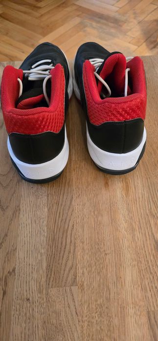 Buty do koszykówki Nike Air Jordan Max Aura 3 Bred