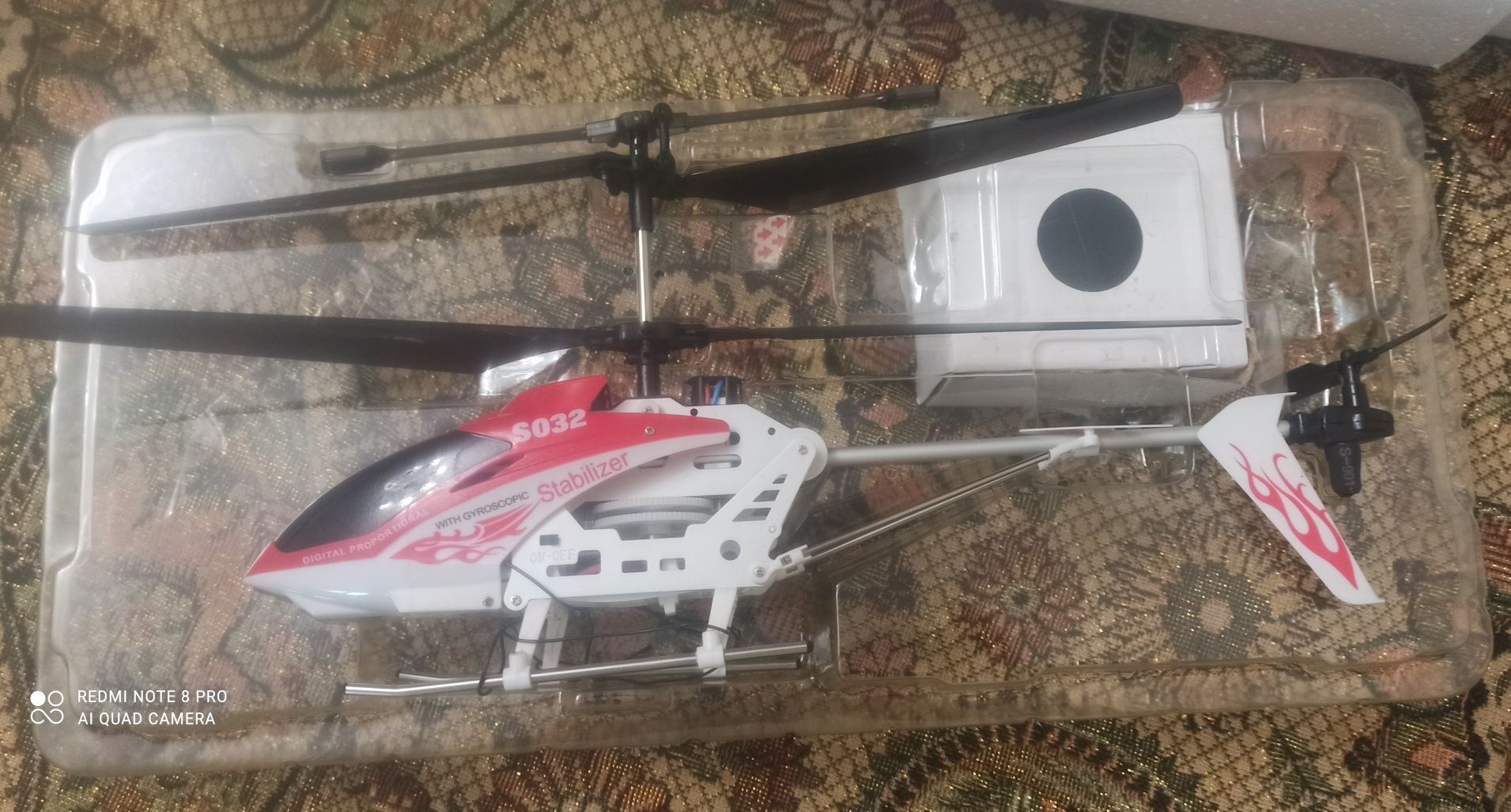 Вертолёт на радиоуправлении Syma s320g