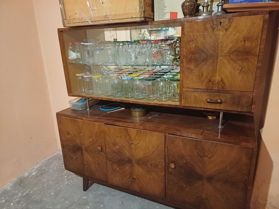 Dwie komody na wysoki połysk z okresu PRL