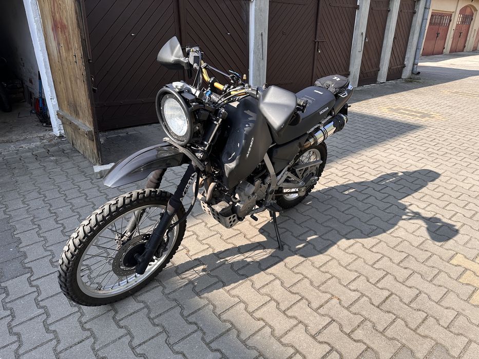 Honda NX650 Dominator 1997