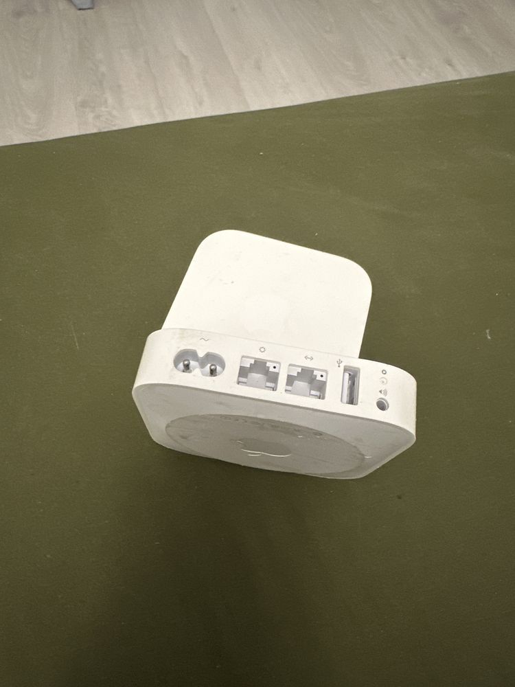 Apple AirPort Express 2 A1392 роутер маршрутизатор