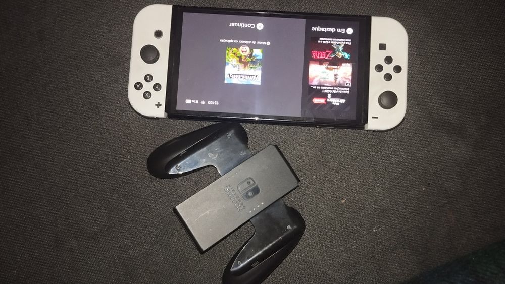 Nintendo Switch OLED (c/ garantia e caixa original)