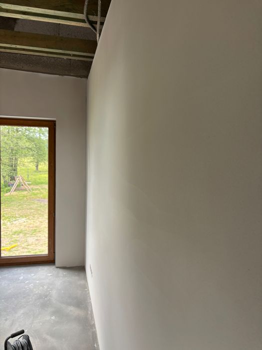 Tynki maszynowe cementowo-wapienne i gładzie wapienne